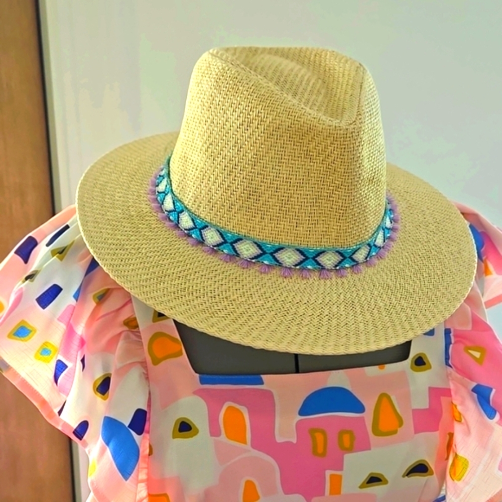 Capelli of New York Beige Straw Sun Beach Hat with Blue and Purple Band NWT